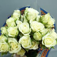 Роза кустовая Эквадор 70 см от 70 руб. за 1 шт в зависимости от сорта - вид 2 миниатюра