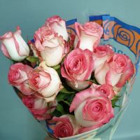 Роза кустовая Эквадор 70 см от 70 руб. за 1 шт в зависимости от сорта - вид 6 миниатюра