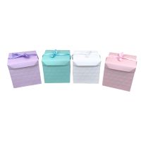 Коробка складная с крышкой и лентой 30 х 30 х 30 см, Тиснение Сердечки, FA39-29 - вид 1 миниатюра