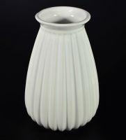 Ваза керамическая рифленая, h20 х d5,5 см, белый, W76-3 - вид 1 миниатюра