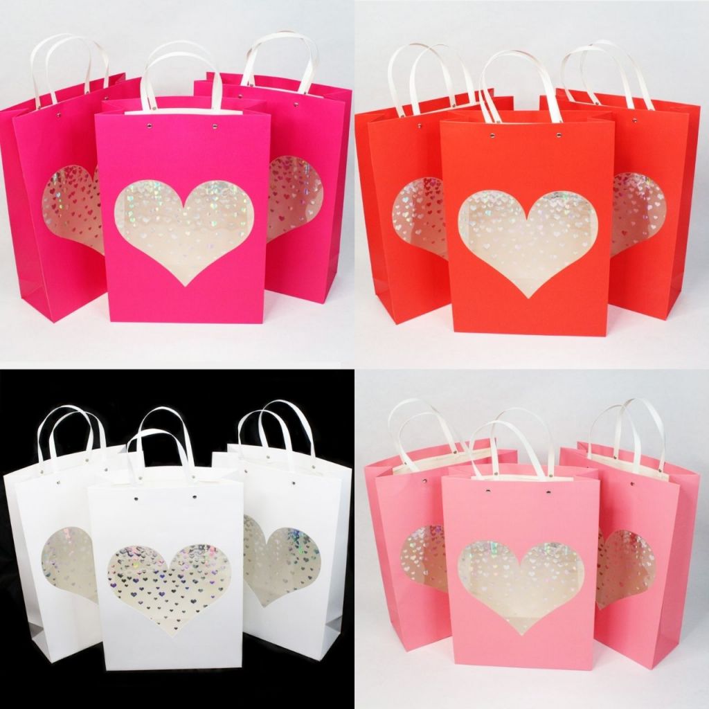 Сумка бумажная с пластиковыми ручками 40 х 31 х 12 см, Сердце, 12 шт, Z17-8 Сумка бумажная с пластиковыми ручками 40 х 31 х 12 см, Сердце, 12 шт, Z17-8