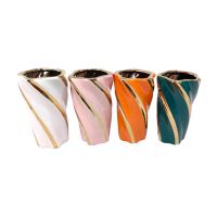 Ваза керамическая Спираль золотая h20 х d9 см, FA32-137 Ваза керамическая Спираль золотая h20 х d9 см, FA32-137