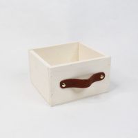 Ящик деревянный для цветов и подарков с декоративным элементом 15 х 15 х 9 см, в ассортименте - вид 2 миниатюра