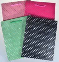 Сумка бумажная 23 х 18 х 8 см, Горох 3D золото/серебро, W1-11 Сумка бумажная 23 х 18 х 8 см, Горох 3D золото/серебро, W1-11