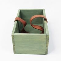 Ящик деревянный для цветов и подарков с декоративным элементом 25 х 14 х 9 см, в ассортименте - вид 2 миниатюра
